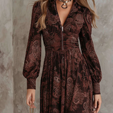 Marlene | Midi-jurk met paisleyprint en ritssluiting in de hals