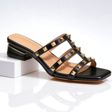 Odette | Studded Sandalen