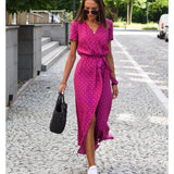 Feline – Elegante jurk met V-hals en Figuurvormende Snit