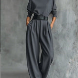Lova | Moderne Getailleerde Jumpsuit