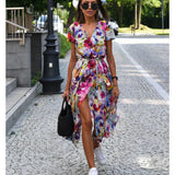 Feline – Elegante jurk met V-hals en Figuurvormende Snit